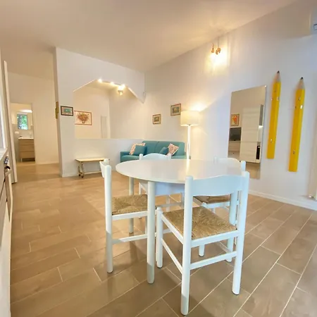 Avantgard Terrace Apartment